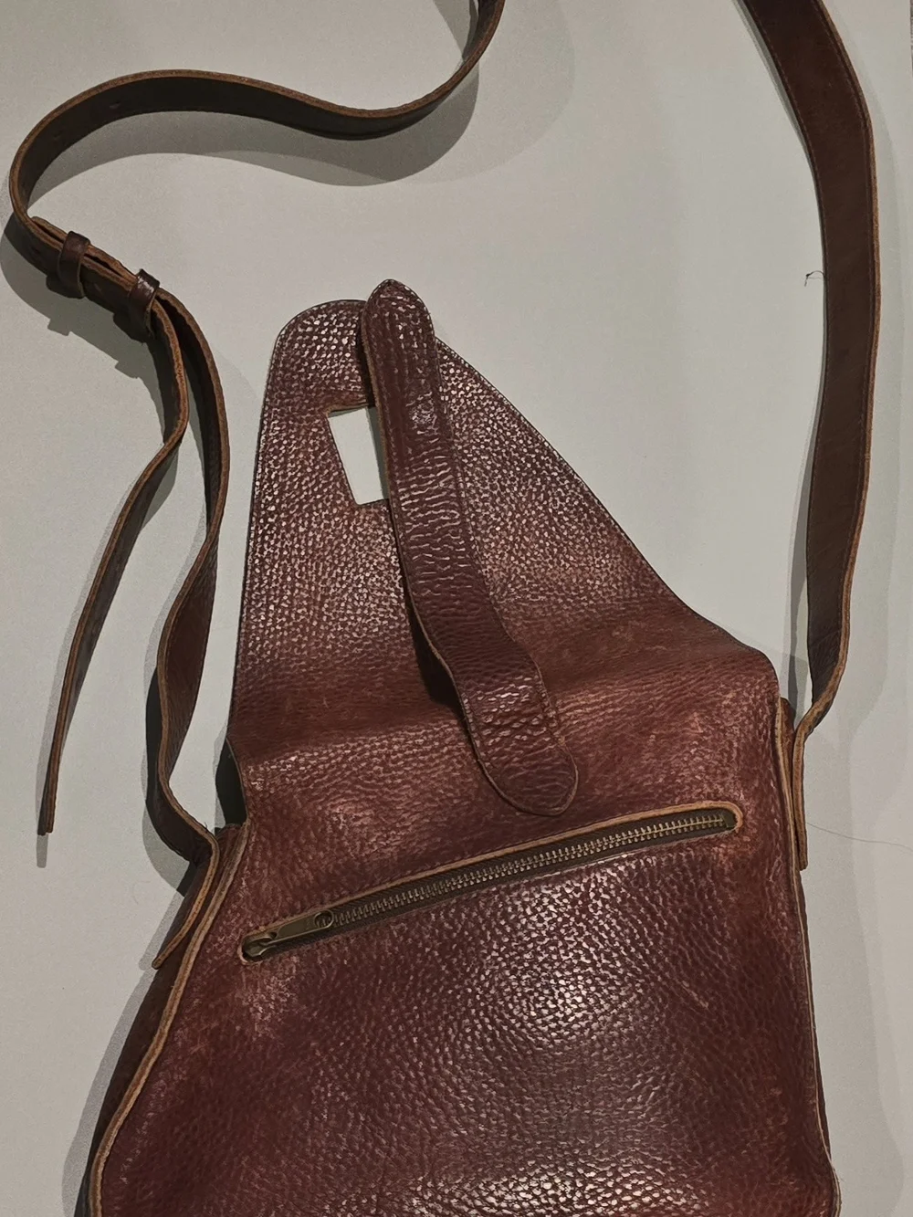 Men's Brown Leather Messenger Crossbody Bag - Classic Everyday Carry